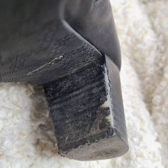 Vionic Upton Black Leather Ankle Boots size 11 - Picture 9 of 13